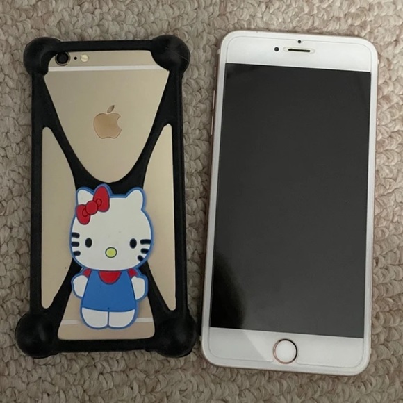 Hello Kitty Phone Case - Picture 3 of 5